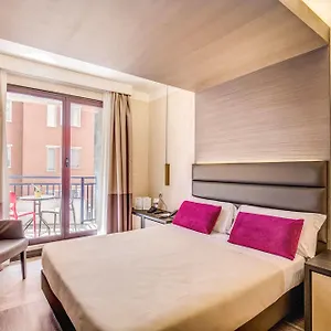 Hotel Warmthotel, Roma
